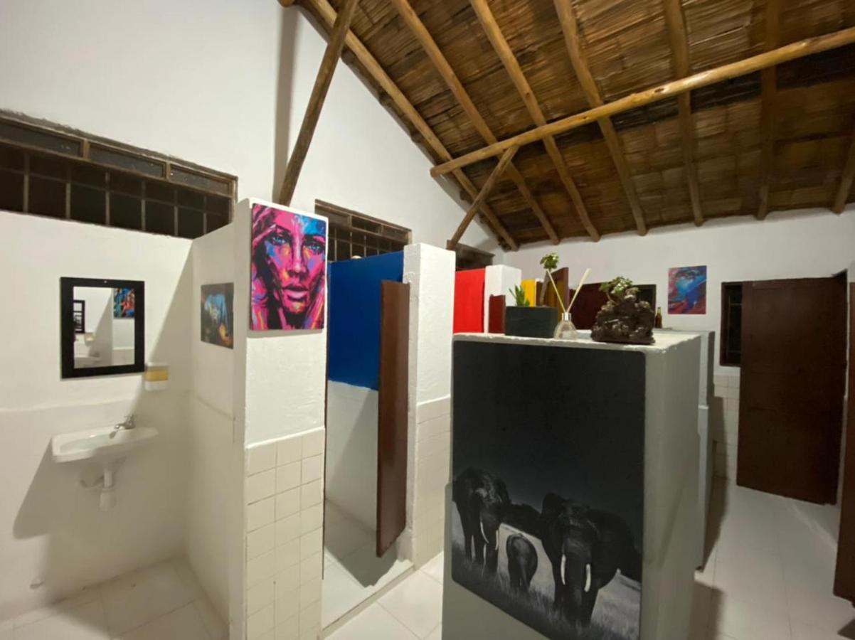 Club Aviva Guatavita - Hostel - Restaurante, Disco & Bar Εξωτερικό φωτογραφία