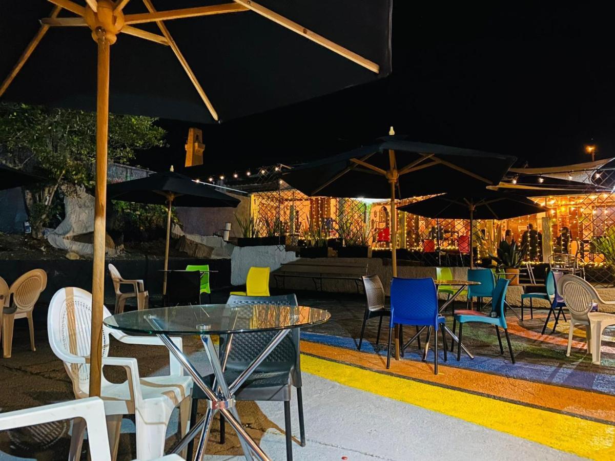 Club Aviva Guatavita - Hostel - Restaurante, Disco & Bar Εξωτερικό φωτογραφία