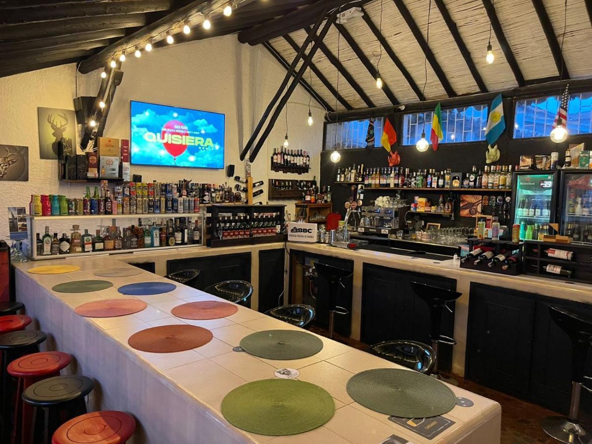 Club Aviva Guatavita - Hostel - Restaurante, Disco & Bar Εξωτερικό φωτογραφία